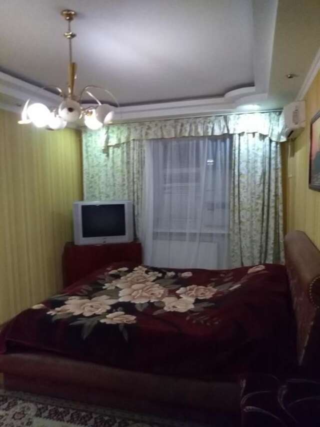 Апартаменты 2 room Apartment on Illyushy Kulyka Street, near FABRIKA Херсон-20
